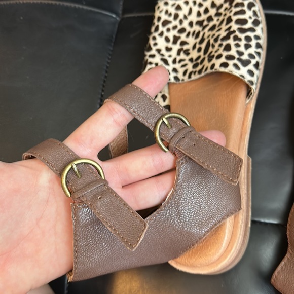 Real Leather and Suede Cheetah Sandals - Picture 7 of 11